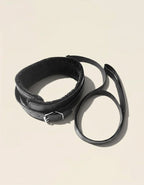 Collier avec laisse noir en cuir pour jeux de domination – Kit Secret Lovers