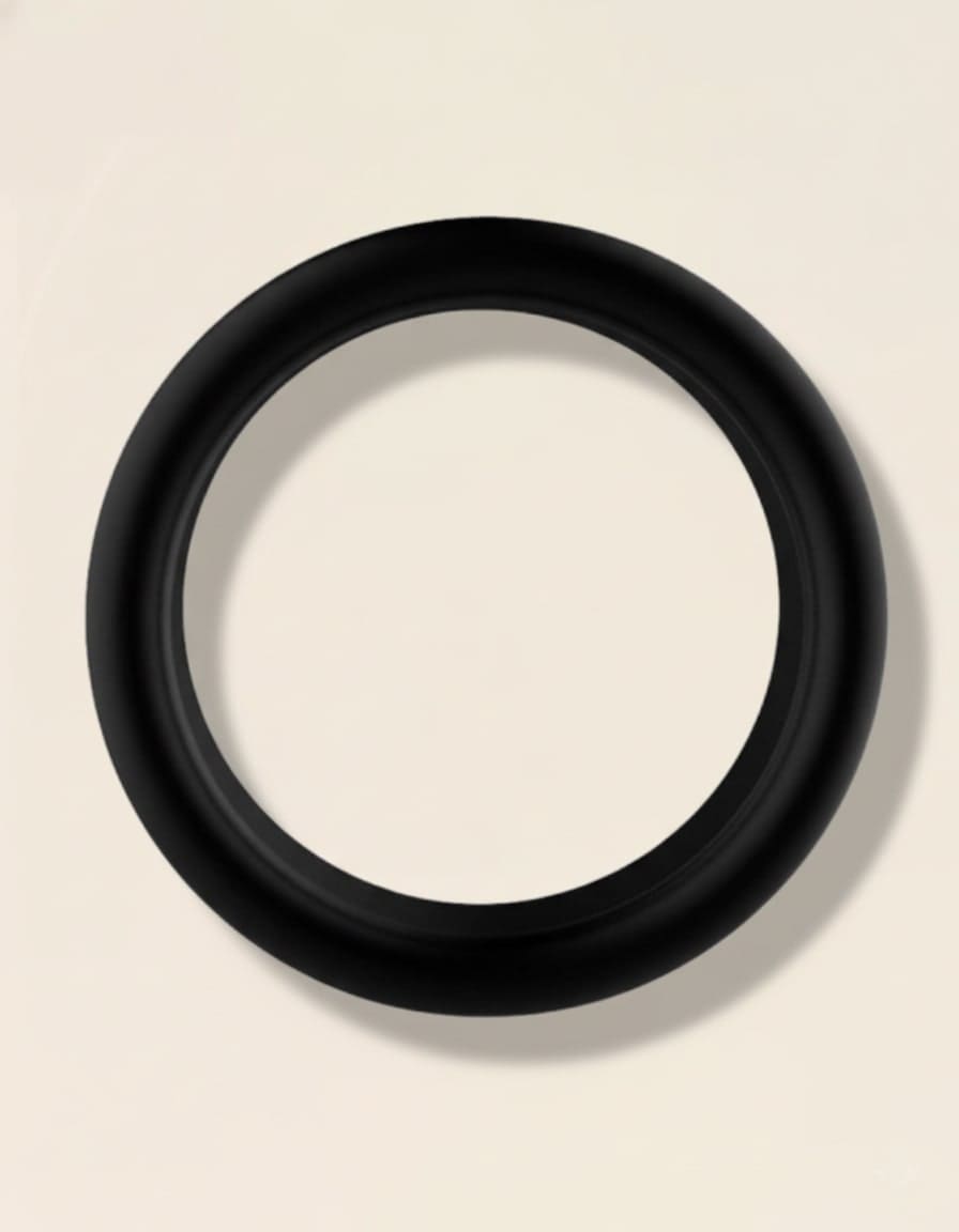 Triple Power Rings noir en silicone vu de face, finition douce et épurée
