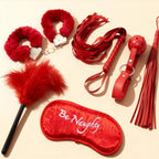 Kit Red Velvet Passion bdsm rouge red velvet passion avec menottes, plumeau, fouet, baillon et masque satin